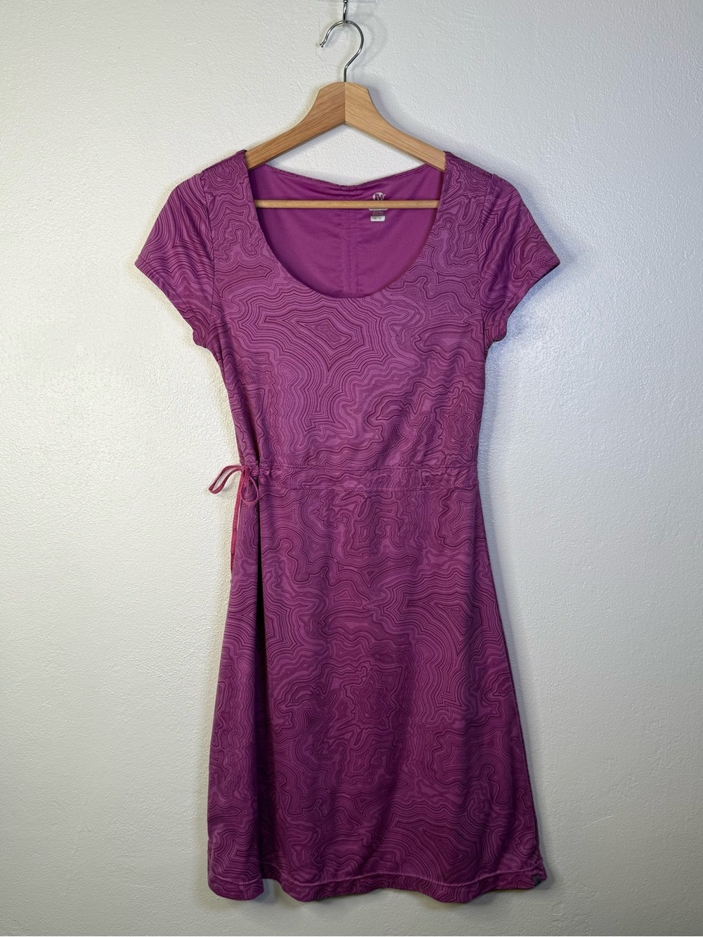 Merrell Womens Selectwick Short Sleeve Cinch Stretch Athletic Dress Size Medium